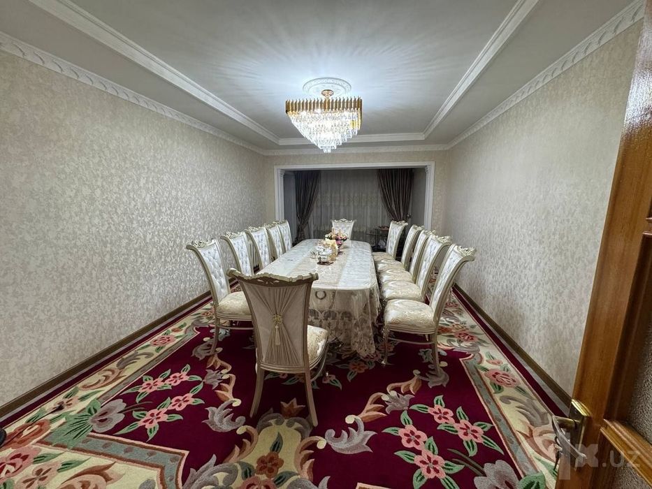 Юнусабад 2 Спец.план 4/7/7 лифт, кирпич 147м² Чистая