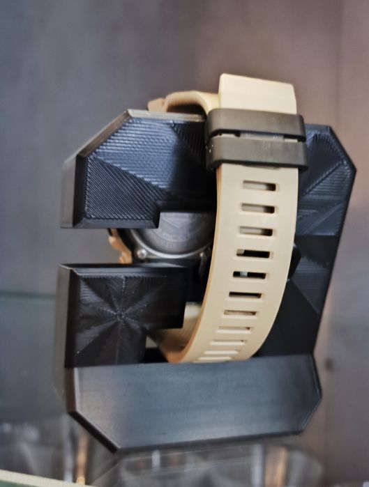 G-Shock стойки за часовници