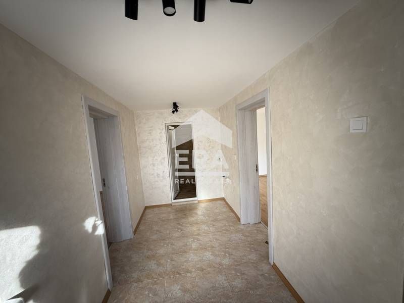 Продава се Двустаен апартамент в Варна, Виница - 61 кв.м за 1045 €/кв.м - Снимка #7