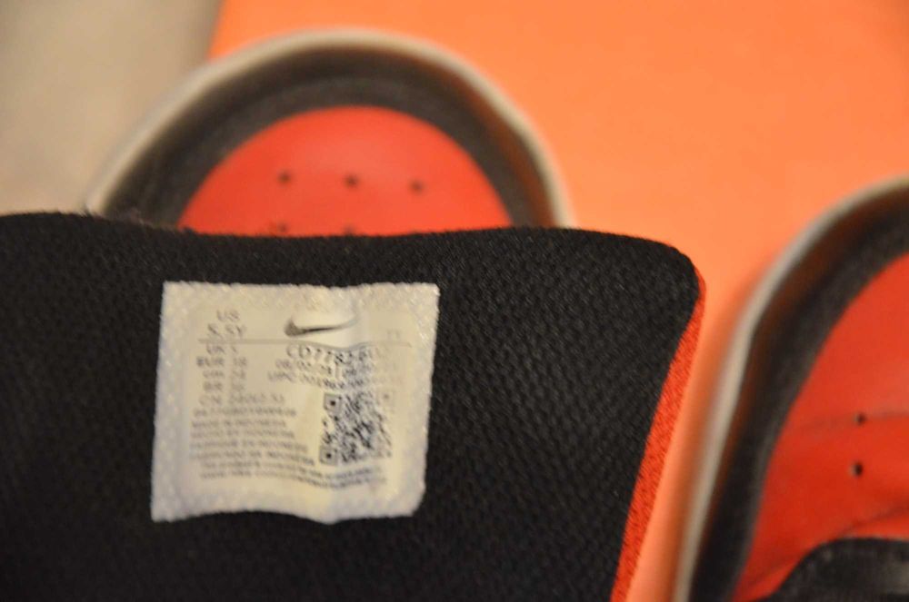 Air Jordan 4 Retro, marimea 38