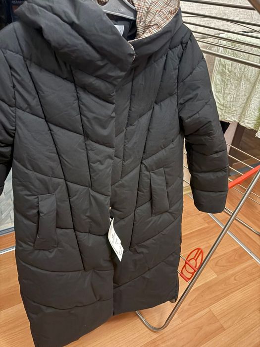 Продам пуховики зимние