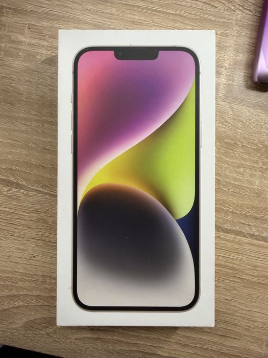 IPhone 14 Plus бял 128 GB+ калъфи 100% Battery Health