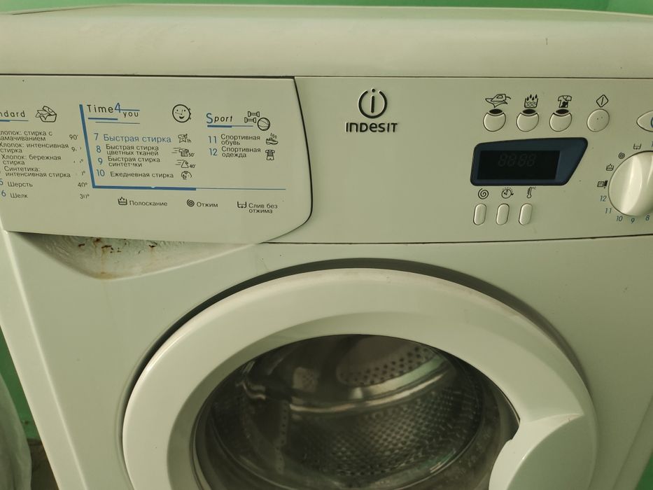 Стиральная машина indesit