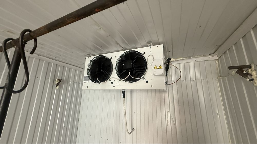 Контейнер холодильный (рефконтейнер)