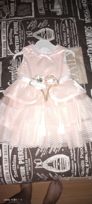 Платье праздничное