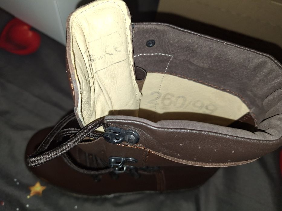 Vând bocanci de armată noi nr.41