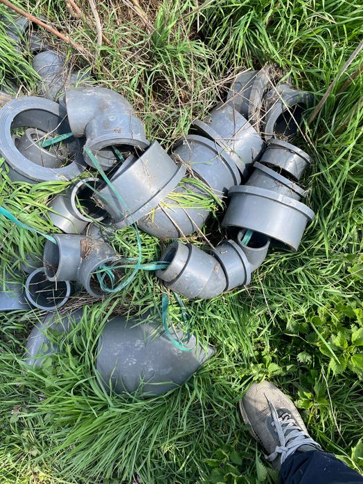 ПРОДАВАМ ПВЦ ТРЪБИ