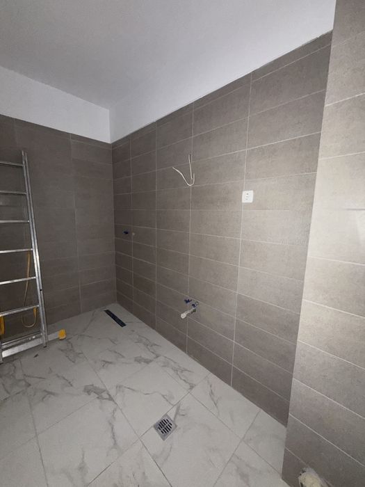 Apartament doua camere+loc de parcare Rm Valcea