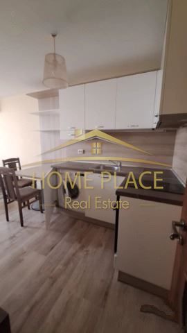 Дава се под наем Двустаен апартамент в Варна, Център - 64 кв.м за 458.49 € - Снимка #2