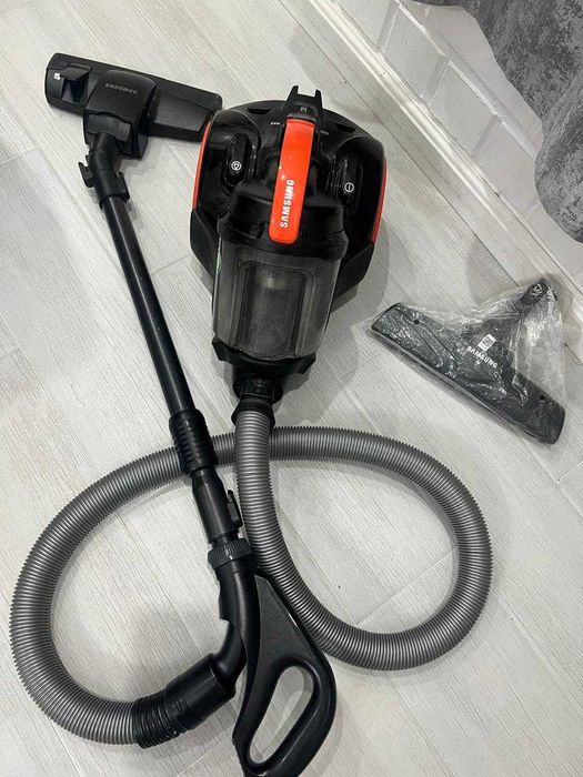 Пылесос Samsung срочно!