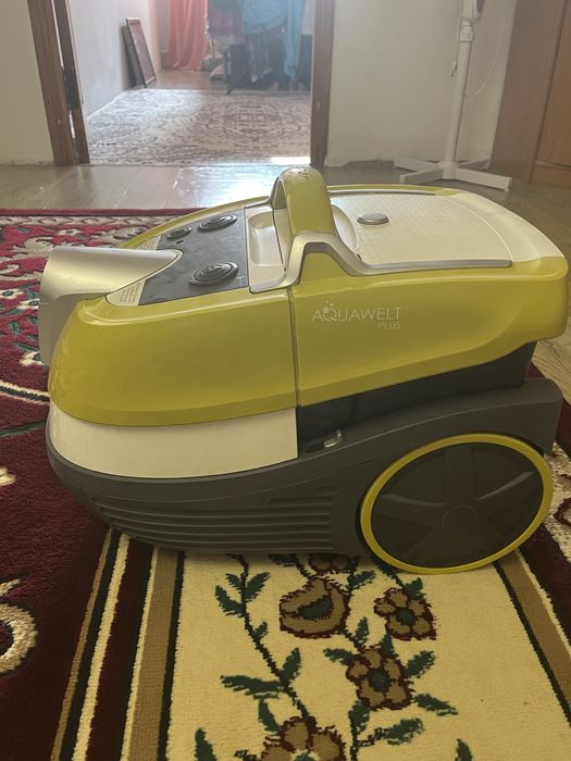 Пылесос моющий Zemler