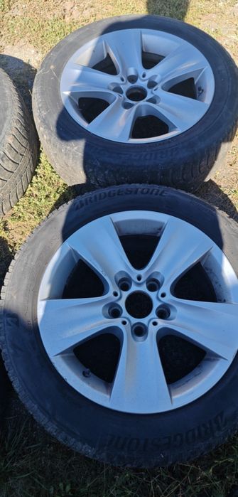 Vând jante BMW originale f11 cu tot cu cauciucuri