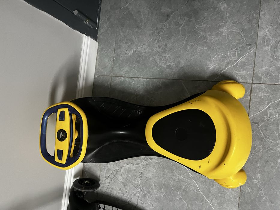 Продам детский Толокар