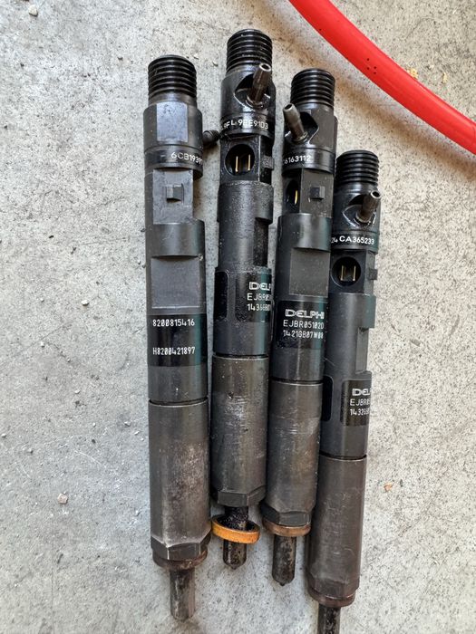 Injectoare Renault Kangoo cod motor 8200815416
