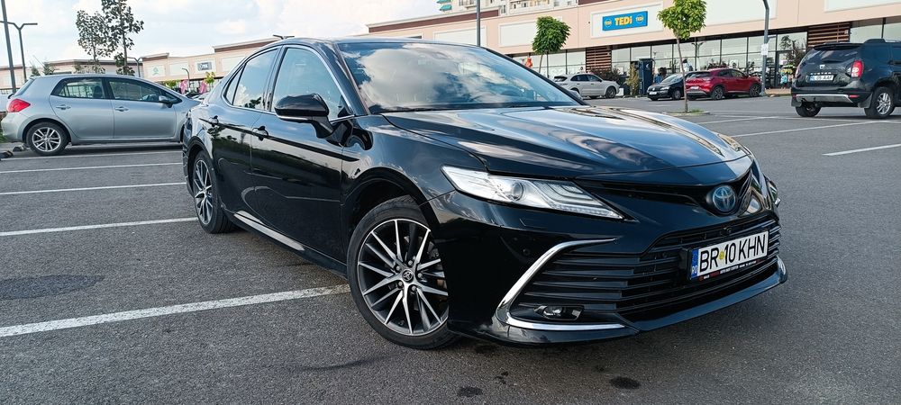 Toyota Camry Exclusive
