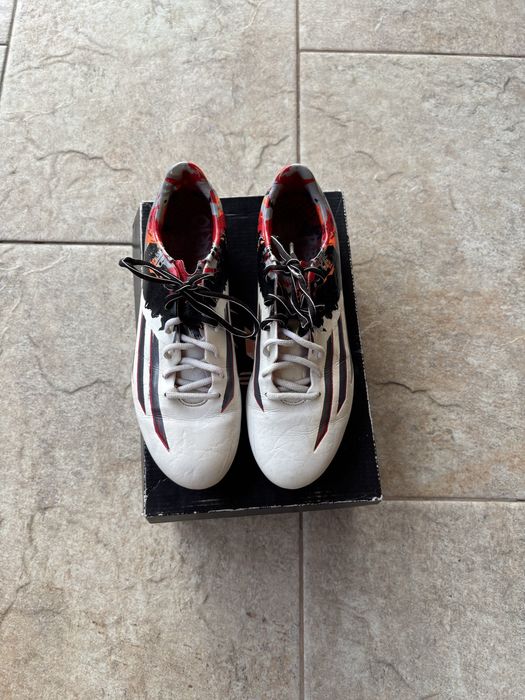 Ghete de fotbal Adidas Messi Pibe de Barr10