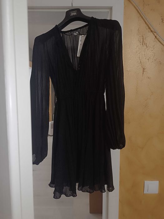 Vând rochie Zara mărime. Xs