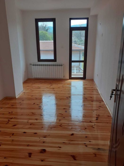 Продава се Къща в София, 7-ми 11-ти километър - 360 кв.м за 348 €/кв.м - Снимка #4