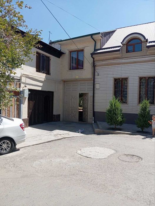 uy sotiladi mevazorda