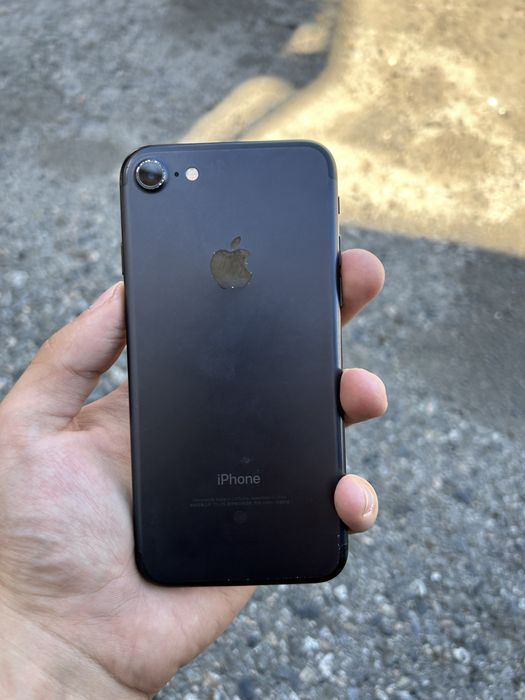 Iphone 7 32/90 срочно продам