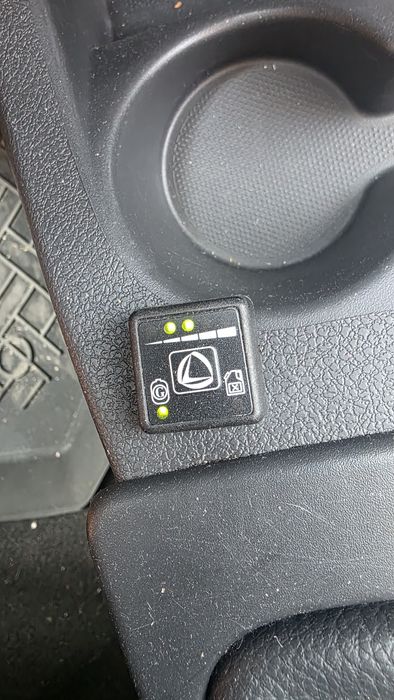 Vând Dacia dokker