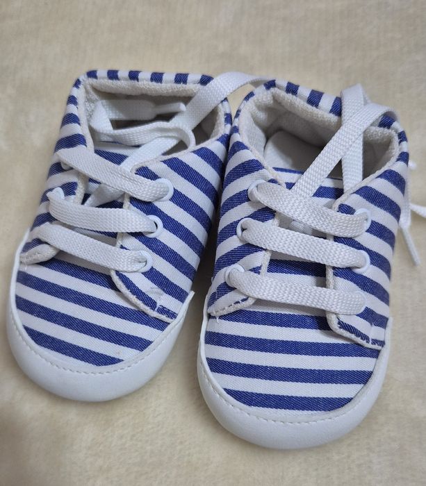 Обувь пинетки 17 размера новые