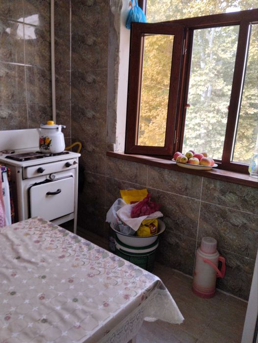 Srochna sotiladi kvartira