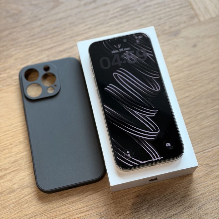 Vand iphone 15 PRO, Natural Titanium, ca nou