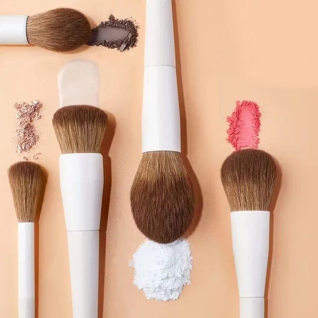 Set de 14 pensule profesionale de make-up din par natural  și sintetic