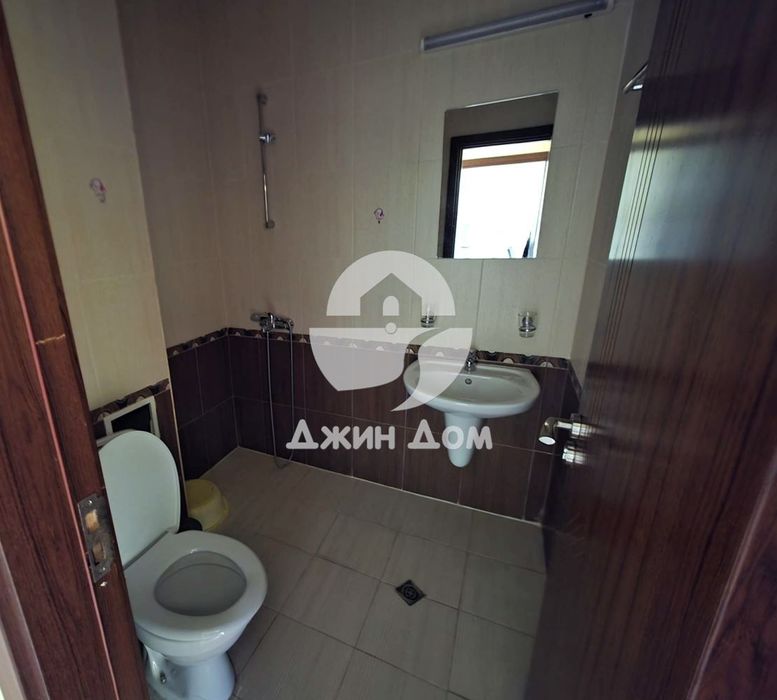 Тристаен апартамент в к-с „Аполон 3“, с. Равда