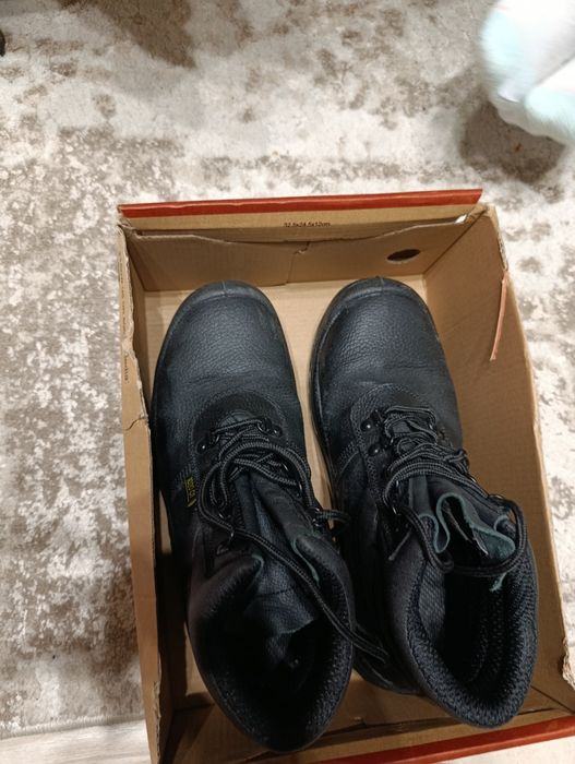 Работни зимни обувки