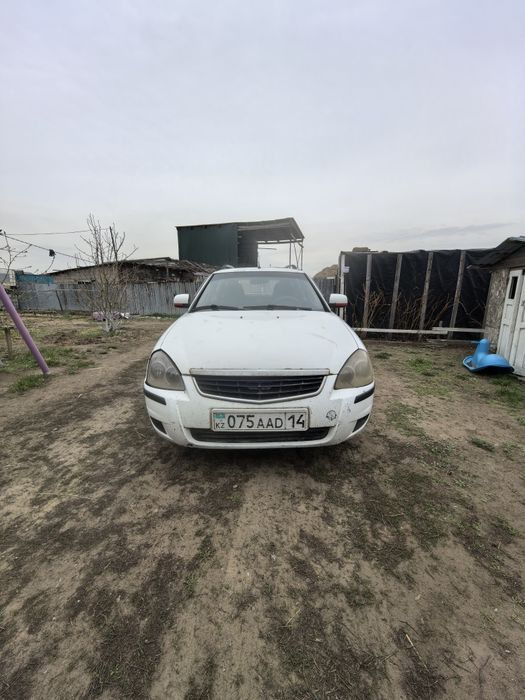Продам приору 2013г