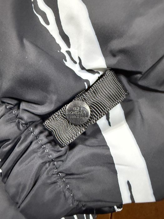 Geaca The North Face M//L//XL /XXL noua/new