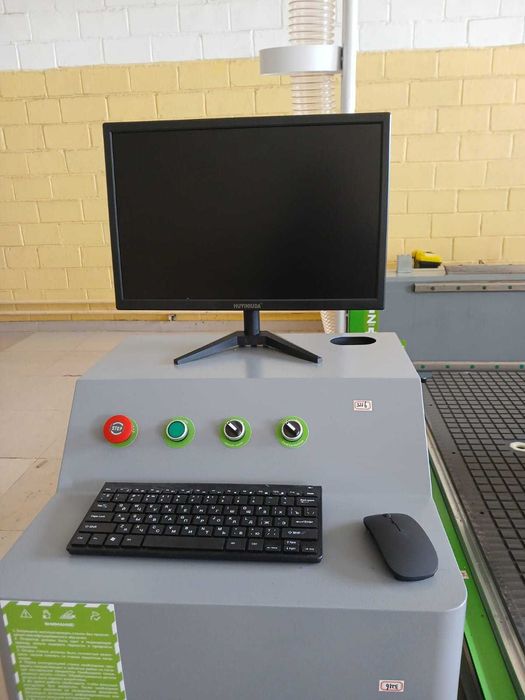 Фрезерный станок С ЧПУ   Woodtec CH-2030K