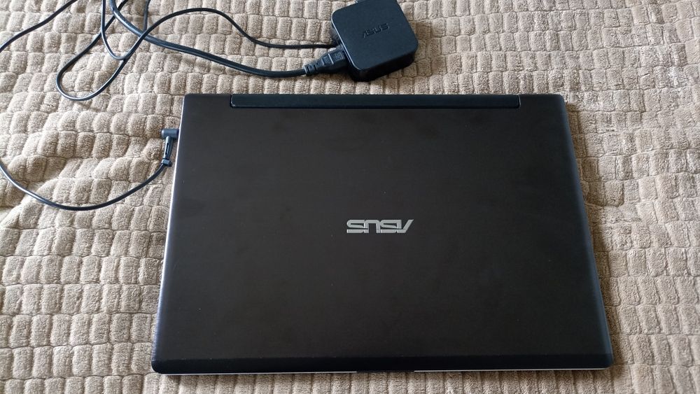 Ноутбук Asus на обмен