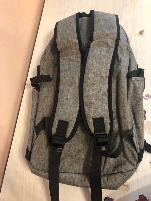 Vand rucsac de laptop nou gri