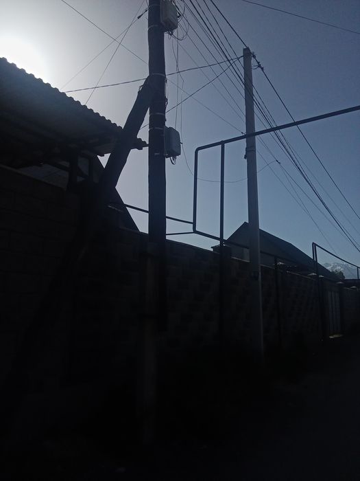 Столбы лэп деревянный