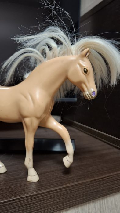 Лошади 3шт. Цена за всё.