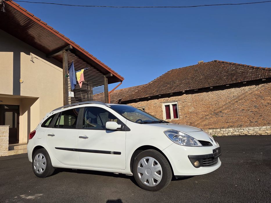 Vând Renault Clio 1.2 Clima