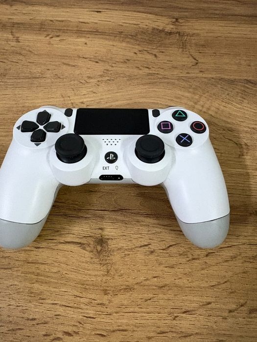 Playstation 4 джостик