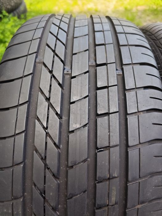 2 anvelope de vara Goodyear 245-40-19 runflat