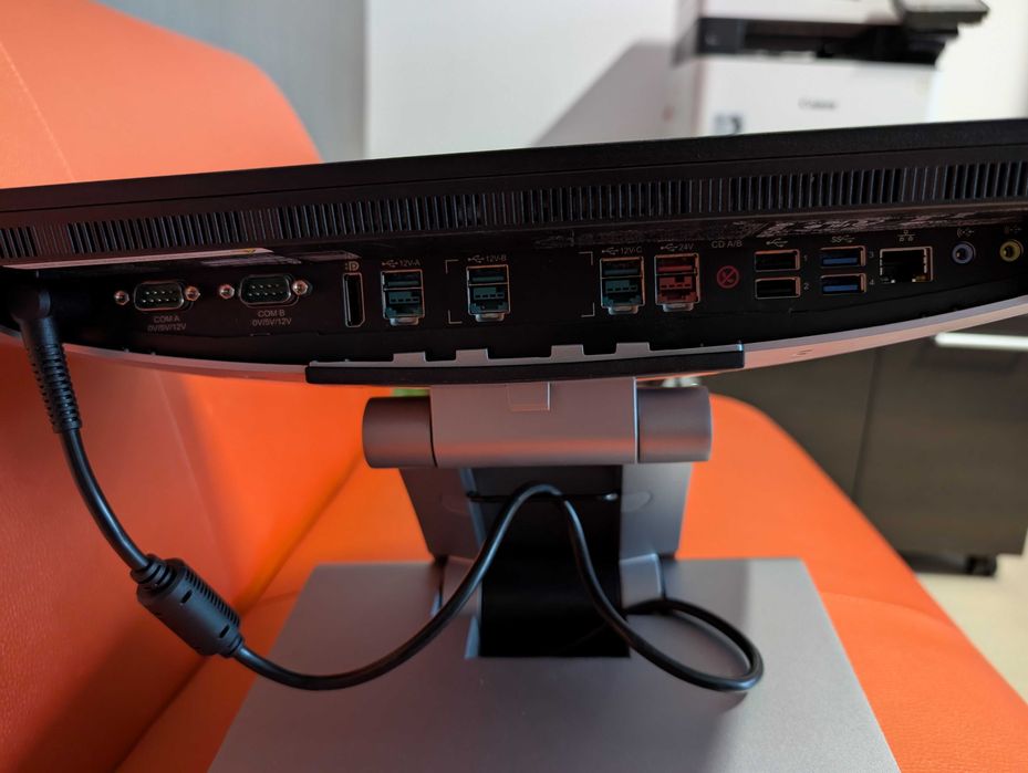 POS HP RP9 G1 AiO Retail 9118 (компютър+монитор+тъч)