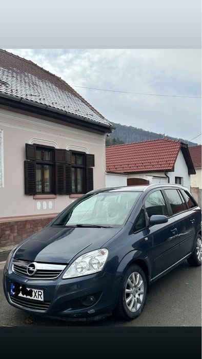 Vând Opel Zafira 1.9 diesel 150 cp 7 locuri an 2008 acte la zi