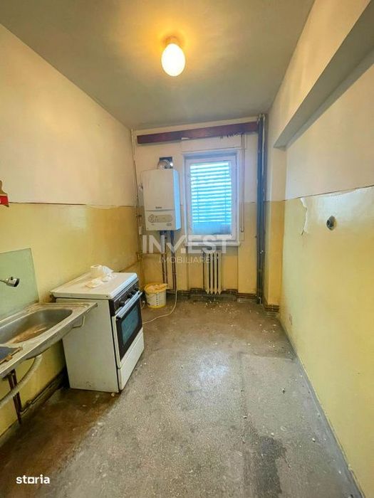 Apartament 3 camere decomandat - etaj 2 - Podu Ros