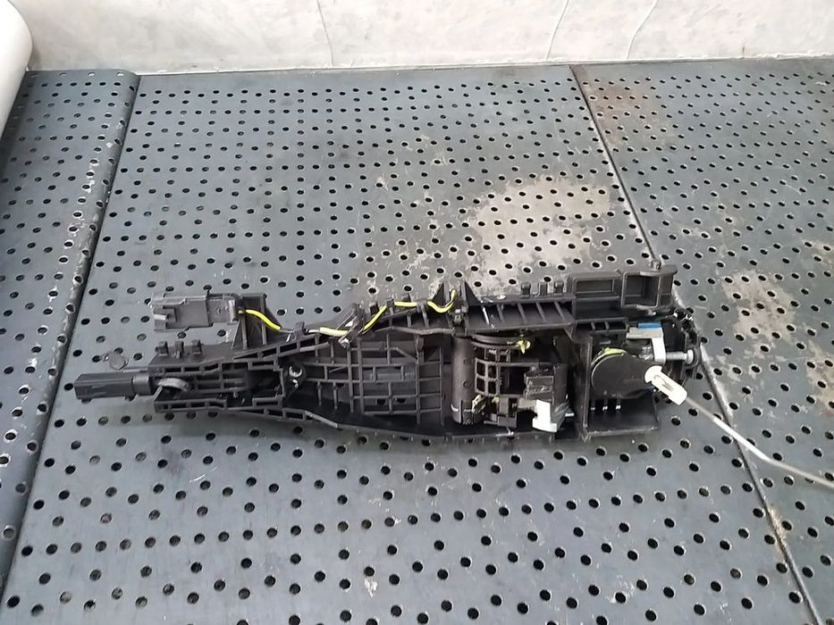 Maner usa stanga fata maserati ghibli m157 57828a