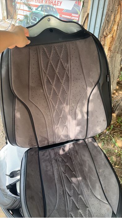 Продам чехол на элантру