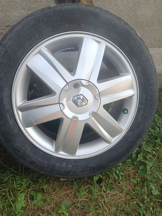 Jante aliaj 205/55 R16 cu anvelope Pirelli Cinturato