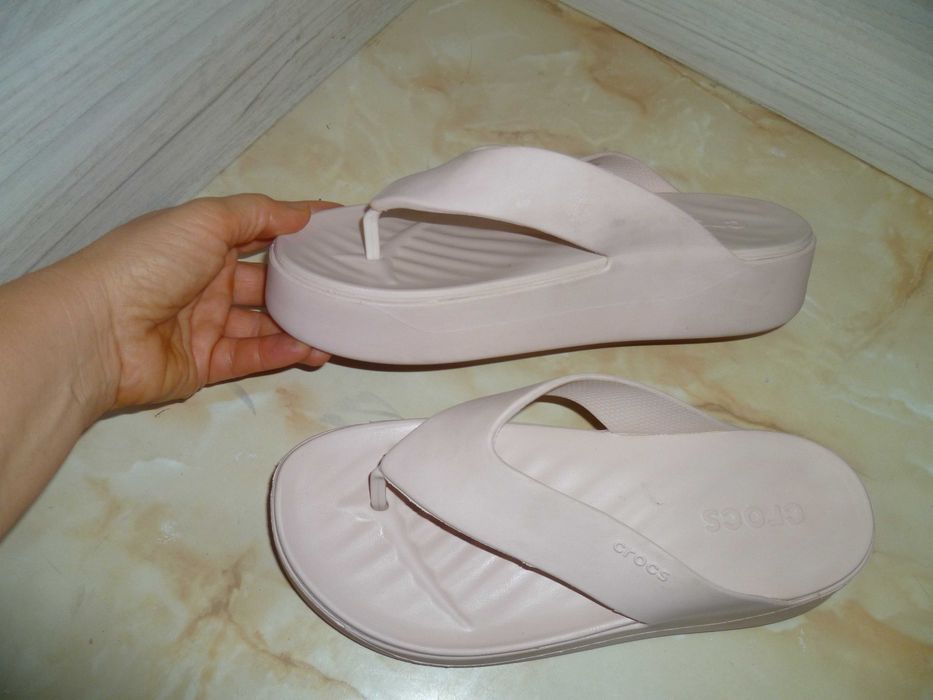 CROCS платформа чехли №39