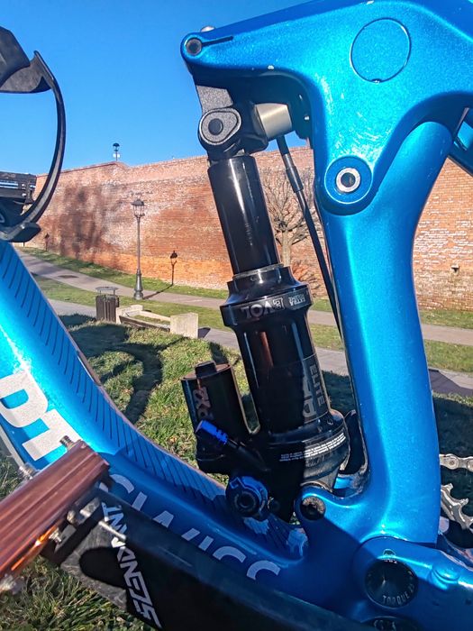 Vând Canyon Strive C.F