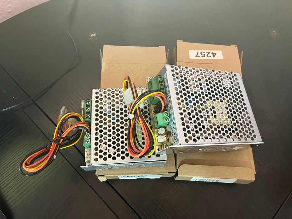 Sursa in comutatie Meanwell SCP-35-24, incarcare acumulator